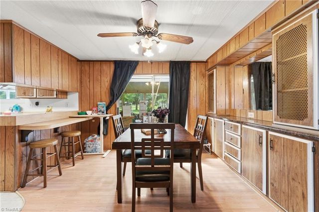 374 Grimes Boulevard, Lexington, NC 27292