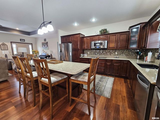 10586 N Spring Garden Lane, Mt Vernon, IL 62864