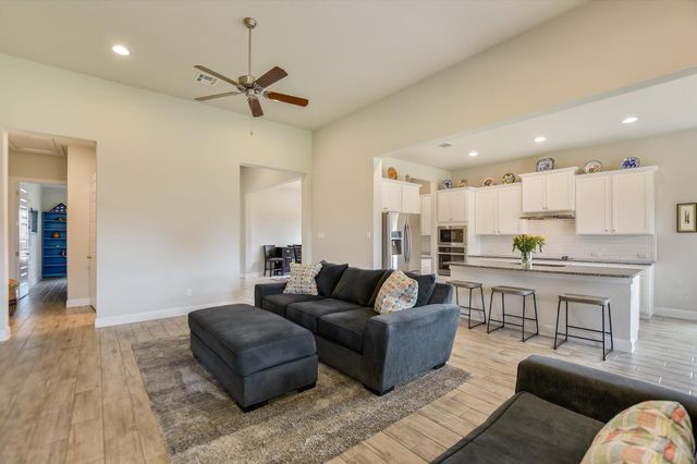 2009 Waterview RD, Georgetown, TX 78628