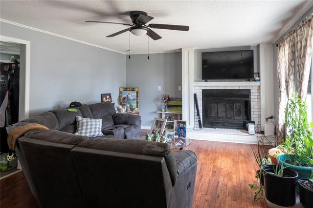 6046 Edith Avenue, Kansas City, KS 66104