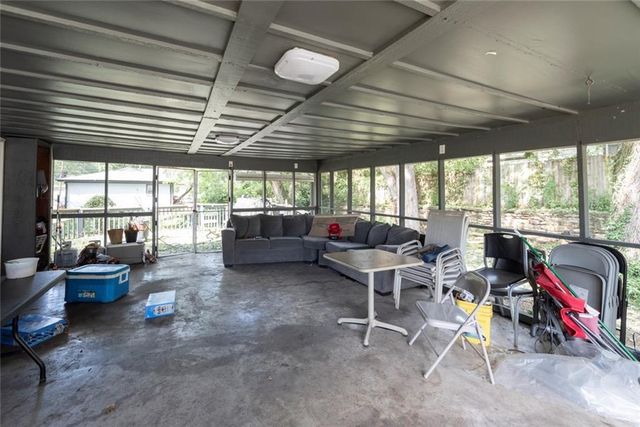 6046 Edith Avenue, Kansas City, KS 66104
