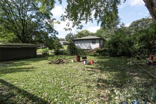 6046 Edith Avenue, Kansas City, KS 66104