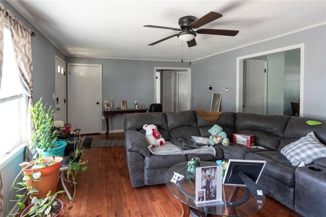 6046 Edith Avenue, Kansas City, KS 66104