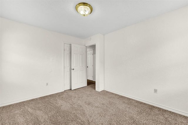 4519 NW Cheyenne Ave, Lawton, OK 73505
