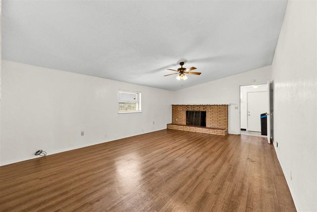 4519 NW Cheyenne Ave, Lawton, OK 73505