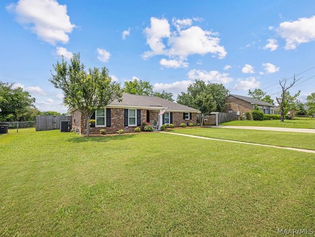 1818 Heatherton Drive, Montgomery, AL 36106