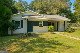 402 Johns Road, Warner Robins, GA 31093