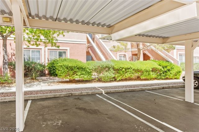 10524 Autumn Pine Avenue 105, Las Vegas, NV 89144
