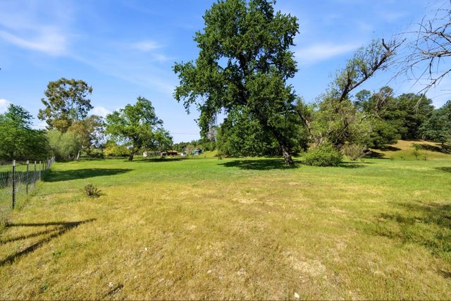 3500 Indian Creek Rd, Placerville, CA 95667