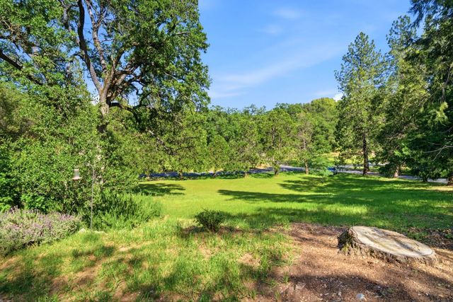 3500 Indian Creek Rd, Placerville, CA 95667