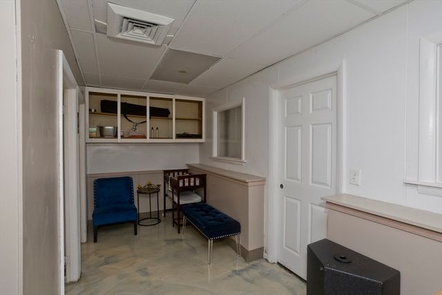 266 Bridge St, Springfield, MA 01103