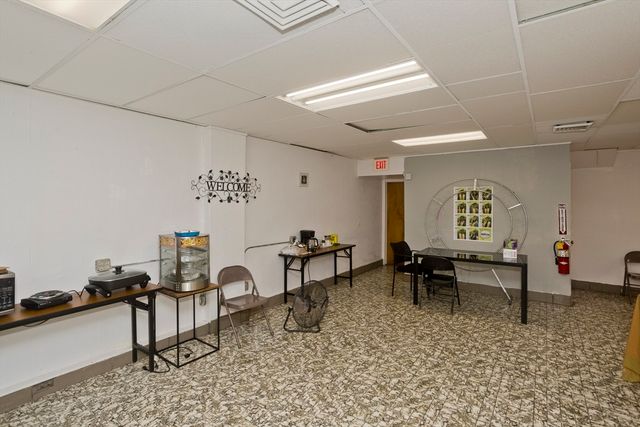 266 Bridge St, Springfield, MA 01103