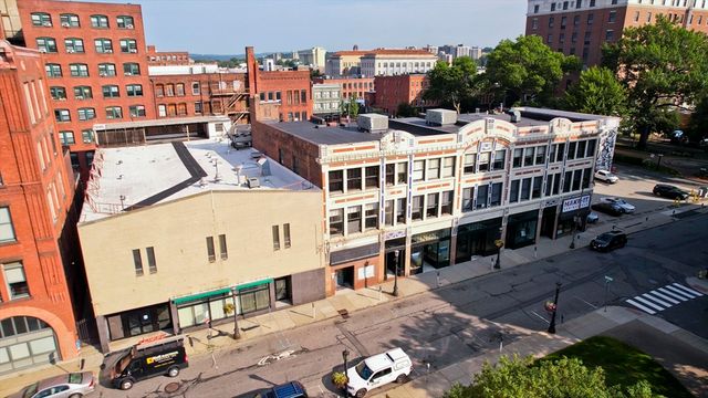 266 Bridge St, Springfield, MA 01103