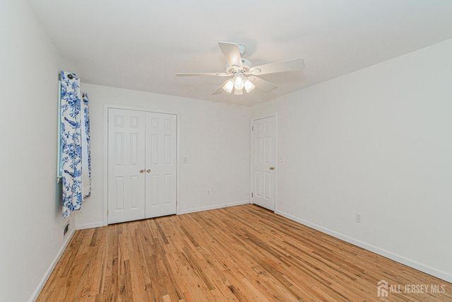 90 Oak Hill Drive, Toms River, NJ 08753