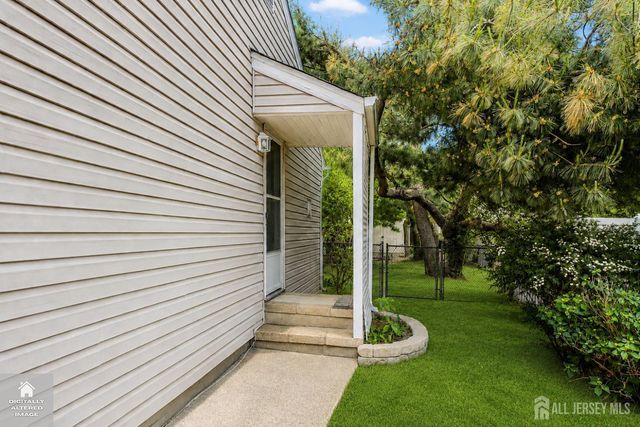 90 Oak Hill Drive, Toms River, NJ 08753