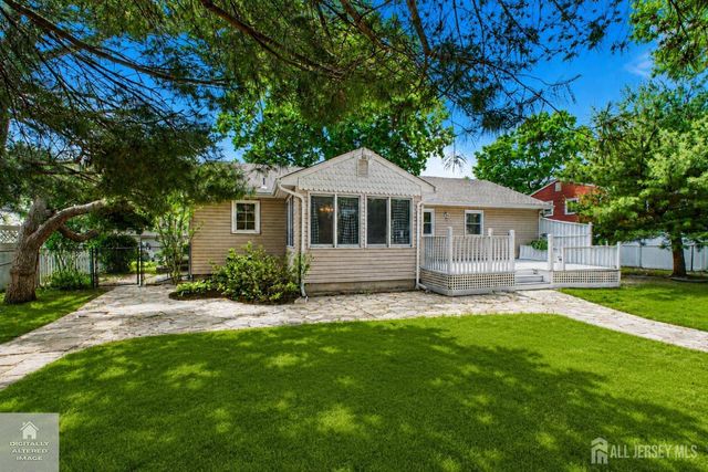 90 Oak Hill Drive, Toms River, NJ 08753