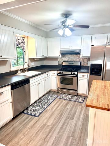 90 Oak Hill Drive, Toms River, NJ 08753