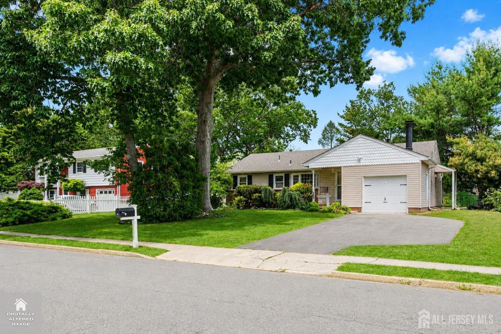 90 Oak Hill Drive, Toms River, NJ 08753