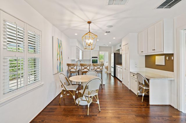 6131 Olympia Drive, Houston, TX 77057