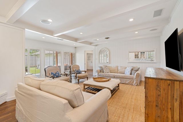 6131 Olympia Drive, Houston, TX 77057