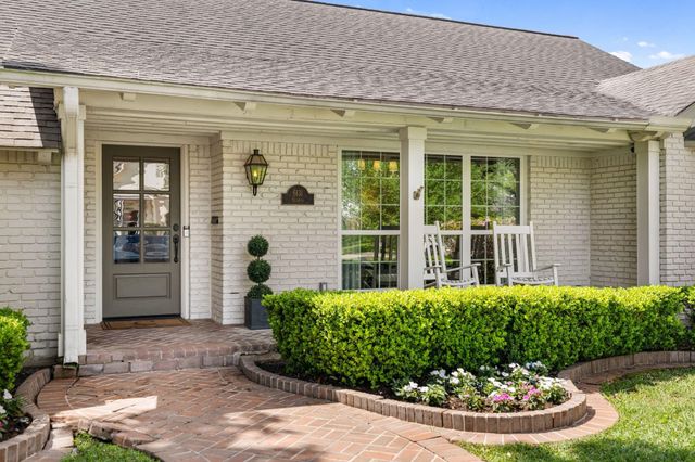 6131 Olympia Drive, Houston, TX 77057