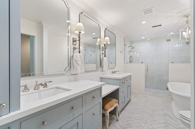 6131 Olympia Drive, Houston, TX 77057