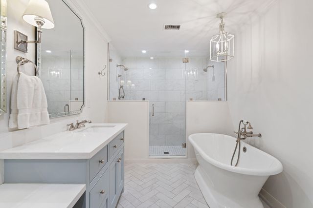 6131 Olympia Drive, Houston, TX 77057