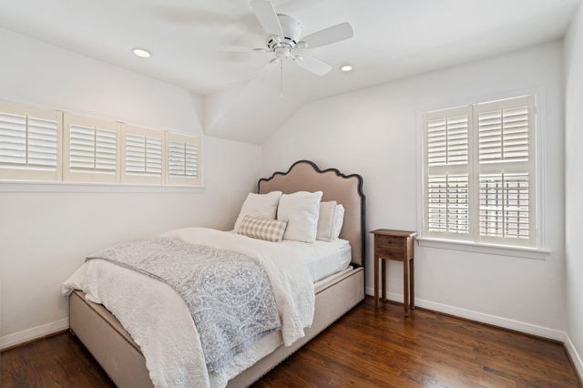 6131 Olympia Drive, Houston, TX 77057