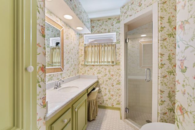 6131 Olympia Drive, Houston, TX 77057