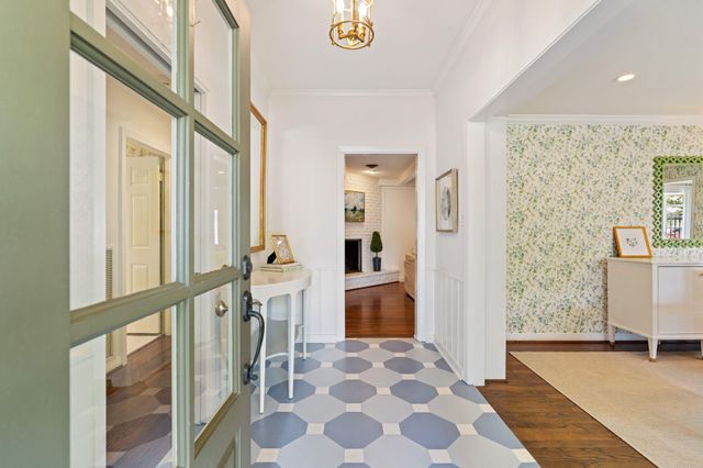 6131 Olympia Drive, Houston, TX 77057