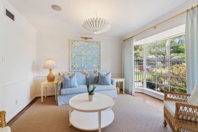 6131 Olympia Drive, Houston, TX 77057