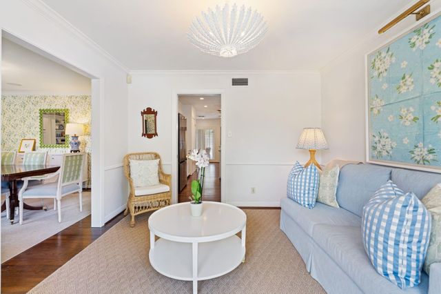 6131 Olympia Drive, Houston, TX 77057