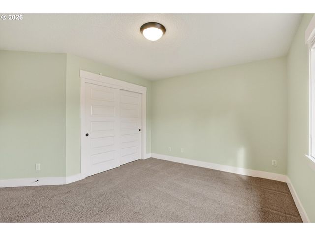 8254 Sw 74TH Ave, Portland, OR 97223