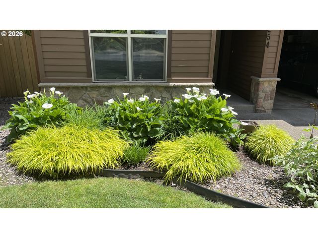 8254 Sw 74TH Ave, Portland, OR 97223