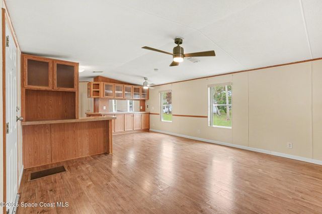 686 Sunrise Court NE, Palm Bay, FL 32907