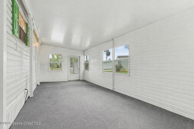 686 Sunrise Court NE, Palm Bay, FL 32907