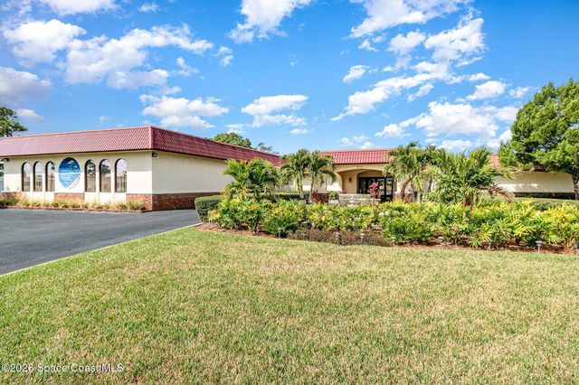 686 Sunrise Court NE, Palm Bay, FL 32907