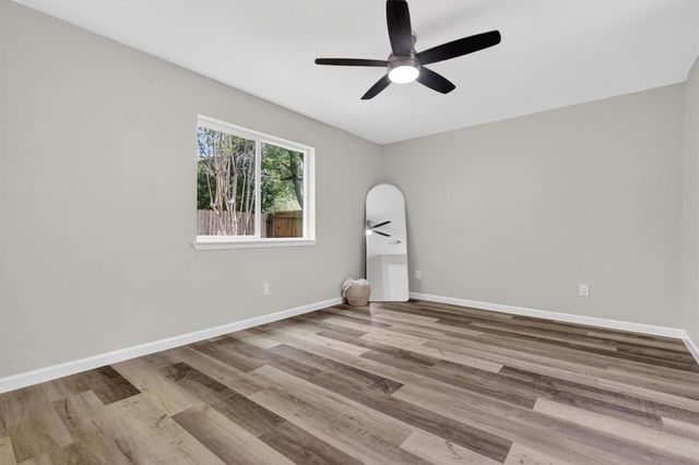 8250 Old Trail Drive, Houston, TX 77040