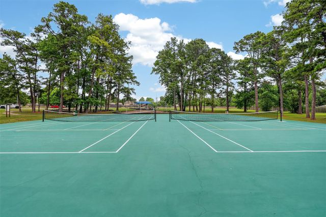 8250 Old Trail Drive, Houston, TX 77040