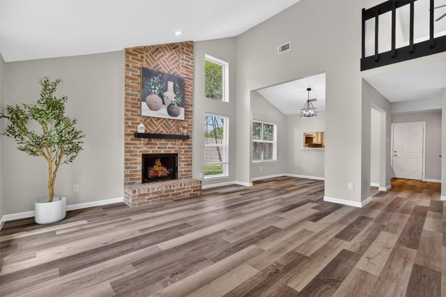 8250 Old Trail Drive, Houston, TX 77040