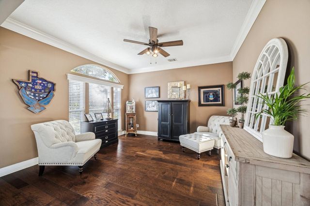 4619 Brook Shadow Drive, Kingwood, TX 77345