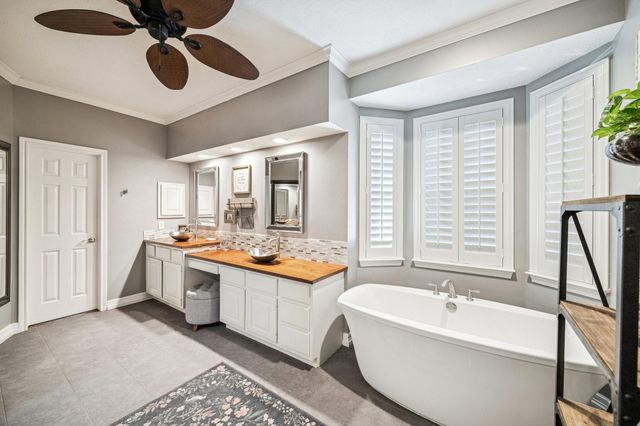 4619 Brook Shadow Drive, Kingwood, TX 77345