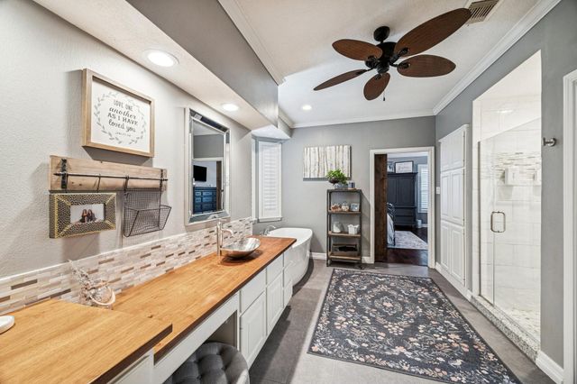 4619 Brook Shadow Drive, Kingwood, TX 77345