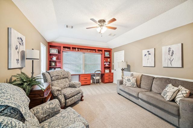 4619 Brook Shadow Drive, Kingwood, TX 77345