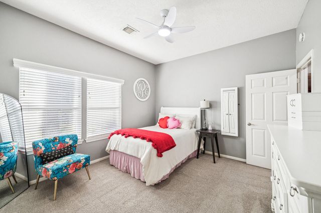 4619 Brook Shadow Drive, Kingwood, TX 77345