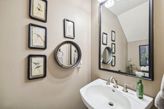 4619 Brook Shadow Drive, Kingwood, TX 77345