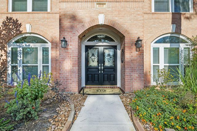 4619 Brook Shadow Drive, Kingwood, TX 77345