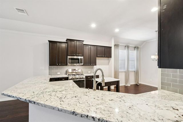 2244 Hilltop Climb DR, Leander, TX 78641