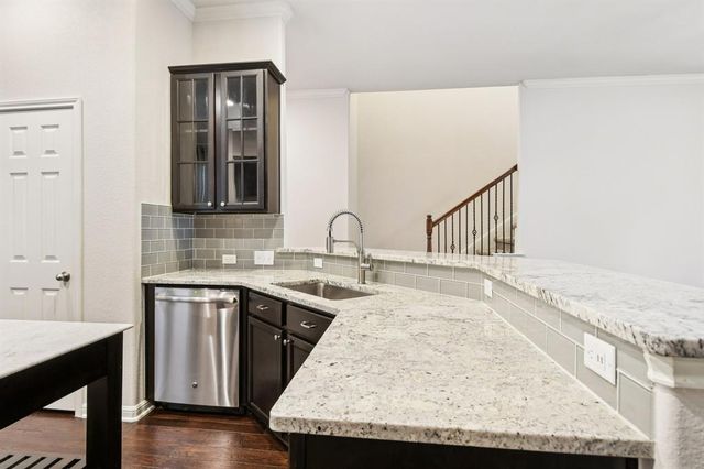 2244 Hilltop Climb DR, Leander, TX 78641