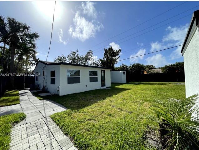 1141 SW 8th Terrace, Fort Lauderdale, FL 33315